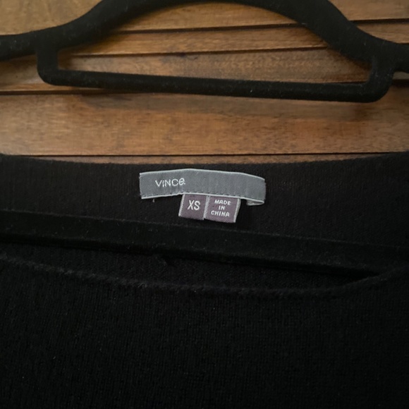 VINCE 100% cashmere bateau neck color-block sweater in black and grey - Picture 2 of 3